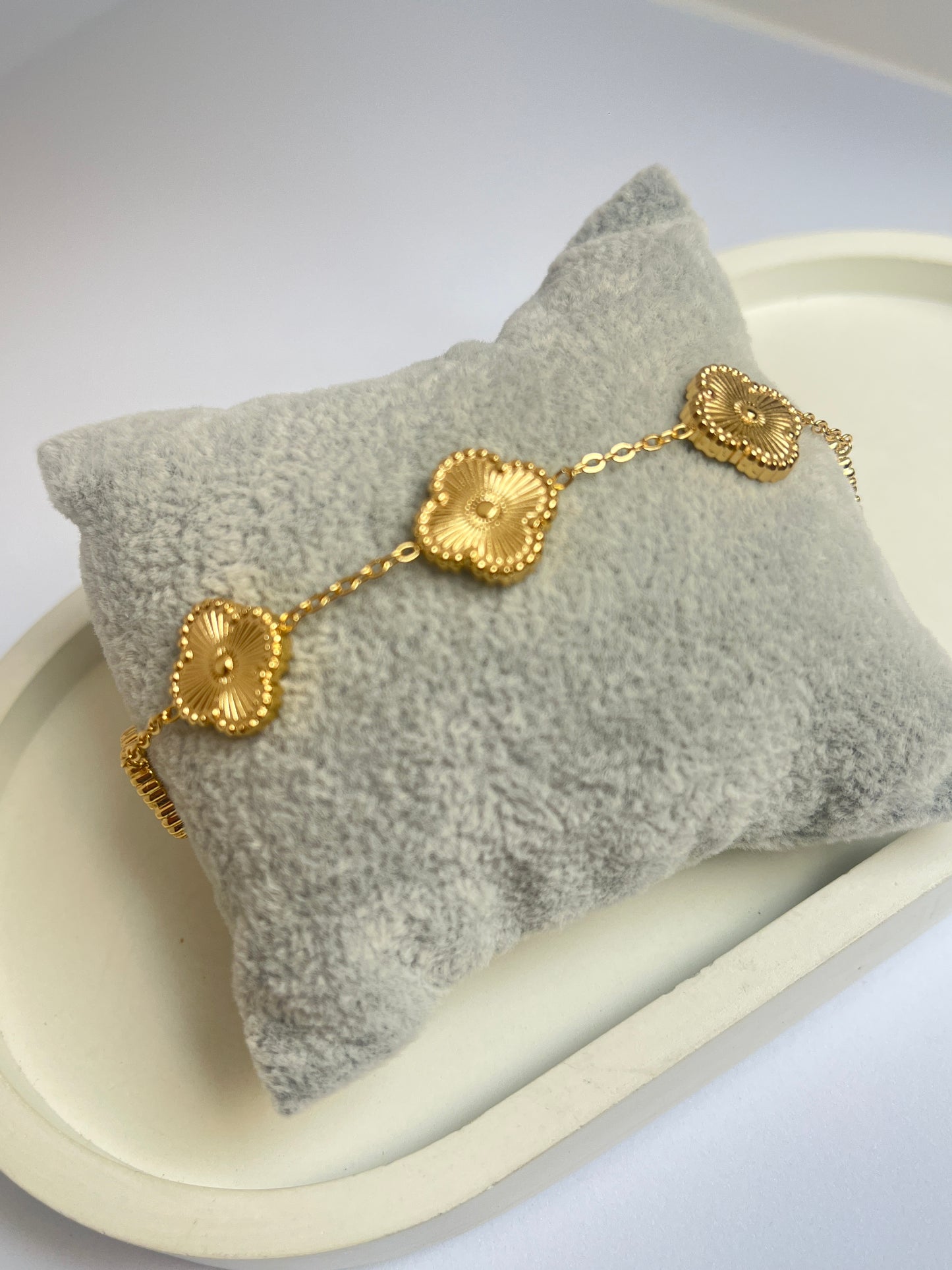 Clover Bracelet - Gold